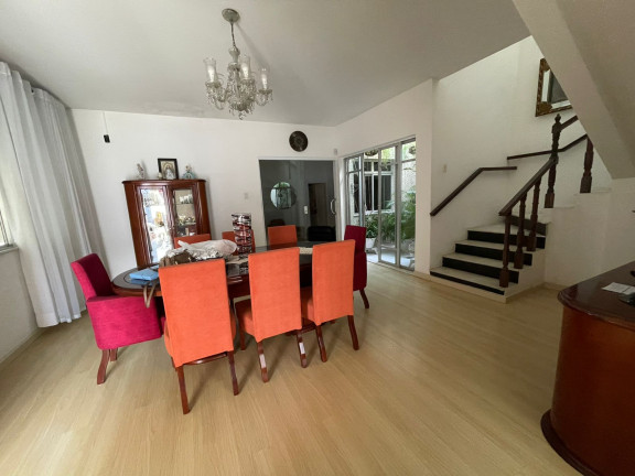 Imagem Casa com 4 Quartos à Venda, 400 m²em São José - Aracaju