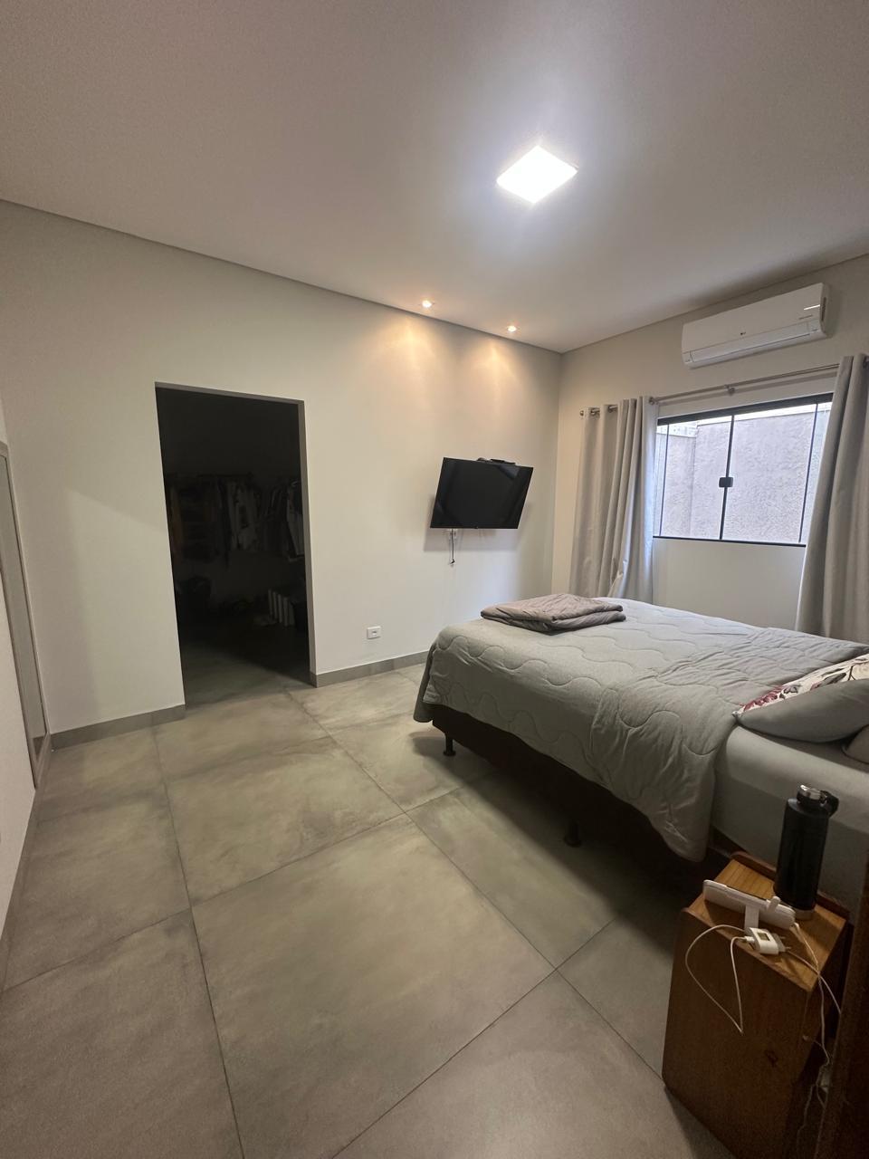 Imagem Casa com 3 Quartos à Venda, 200 m² em Parque Residencial Rita Vieira - Campo Grande