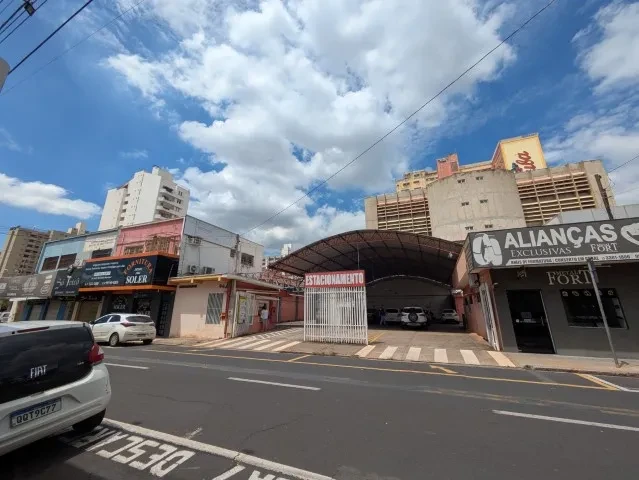 Foto do imóvel: Terreno à Venda, 1011 m² em Centro - São José do Rio Preto