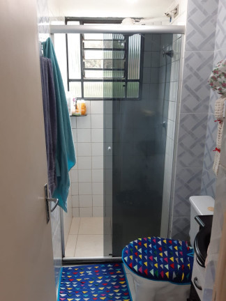 Imagem Apartamento com 2 Quartos à Venda,  em Jardim Mirna - Taboão da Serra
