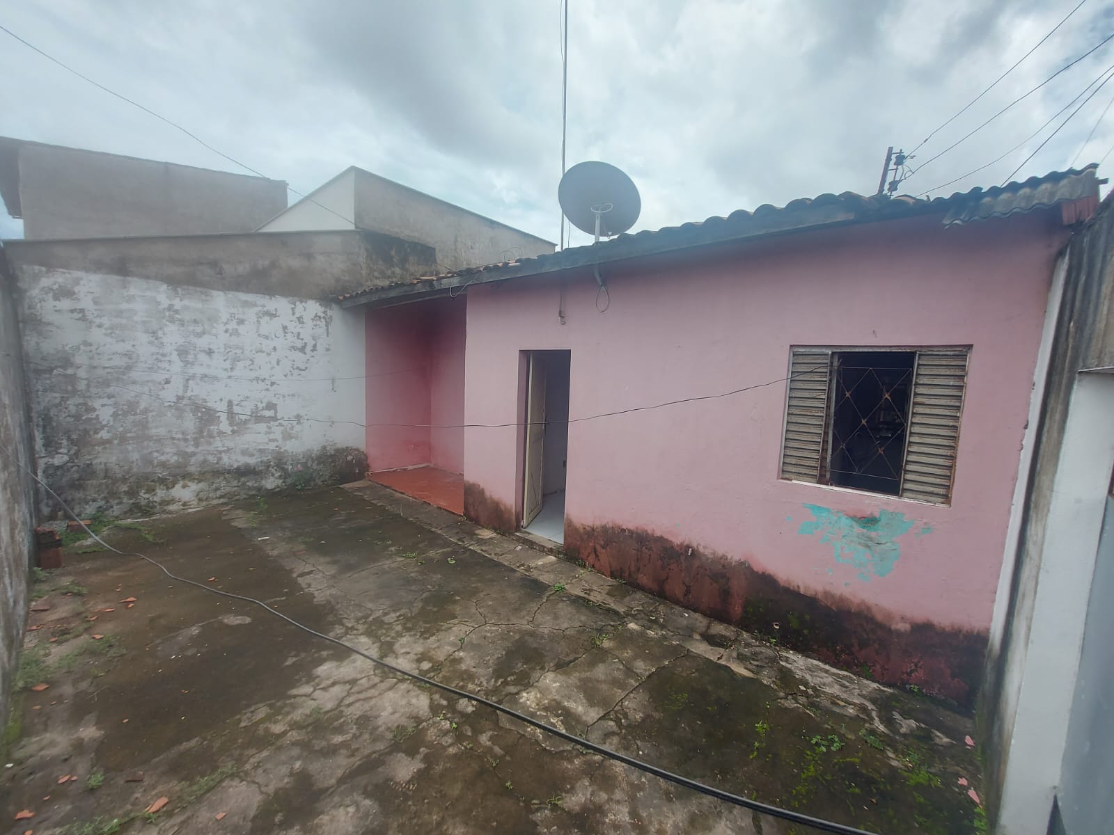 Casa com 3 Quartos à Venda ou Temporada, 168 m²em Jardim Araçagi - São Jose de Ribamar