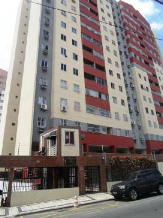 Apartamento com 3 Quartos à Venda,  em Jóquei Clube - Fortaleza