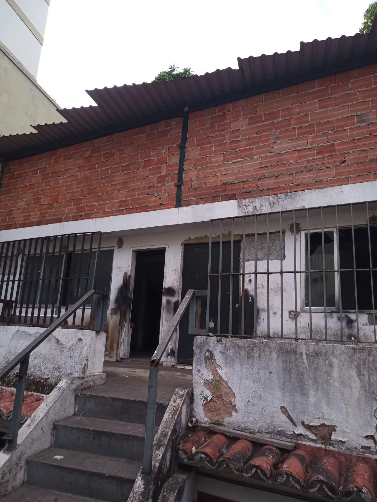 Imagem Galpão à Venda ou Locação, 588 m²em Vila Isabel - Rio de Janeiro