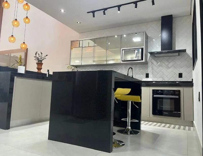 Foto do imóvel: Sobrado com 4 Quartos à Venda, 28.500 m² em Jardim São Marcos - Valinhos