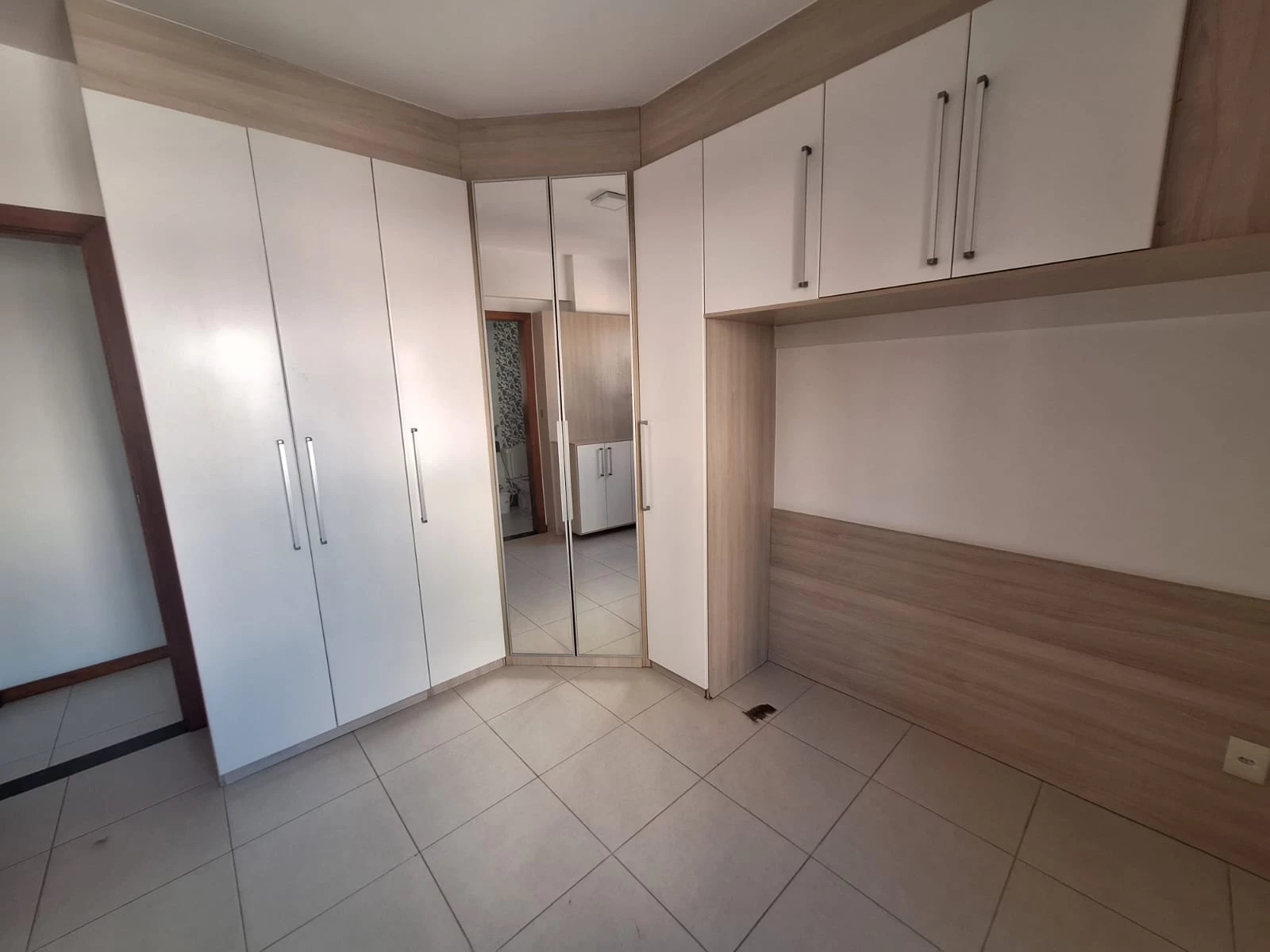 Imagem Apartamento com 2 Quartos à Venda, 70 m² em Itapuã - Vila Velha