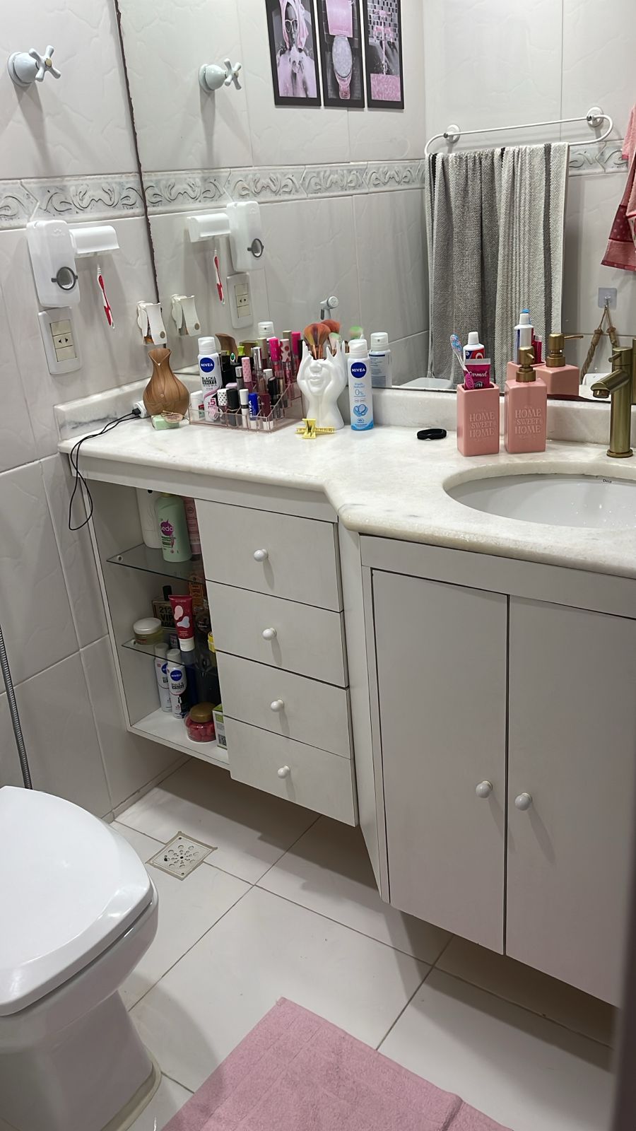 Foto do imóvel: Apartamento com 3 Quartos à Venda ou Locação, 66 m² em Tanque - Rio de Janeiro