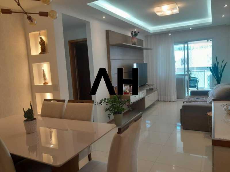 Imagem Apartamento com 3 Quartos à Venda, 105 m²em Camboinhas - Niterói
