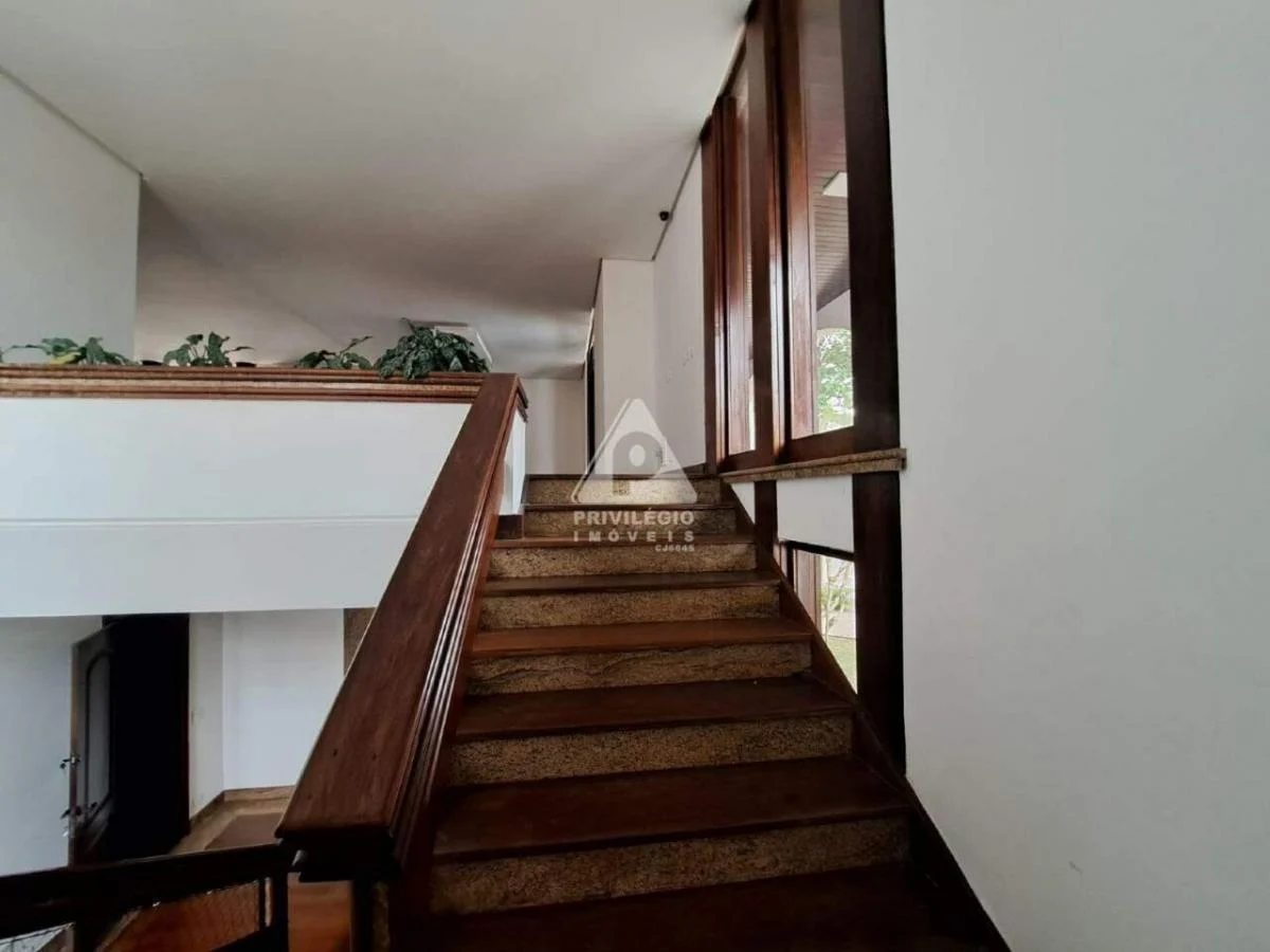 Imagem Casa de Condomínio com 4 Quartos à Venda, 2 m²em Barra da Tijuca - Rio de Janeiro