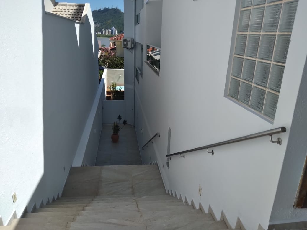 Foto do imóvel: Casa de Condomínio com 5 Quartos à Venda, 259 m² em João Paulo - Florianópolis