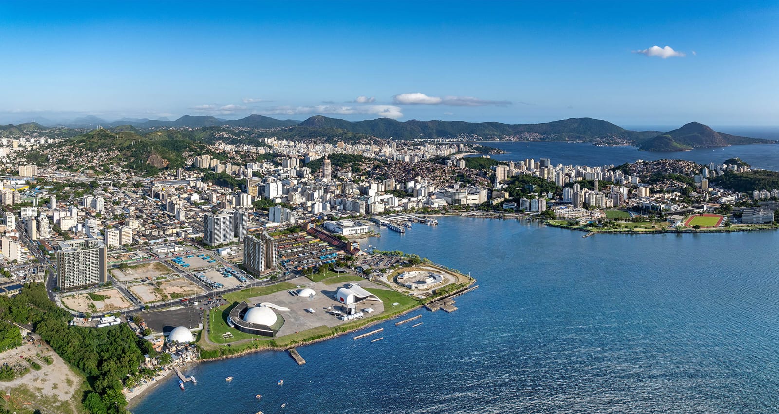 Foto do imóvel: Apartamento com 2 Quartos à Venda, 42 m² em Centro - Niterói