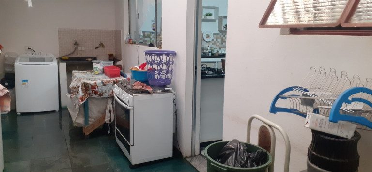 Sobrado com 3 Quartos à Venda,  em Jardim São Guilherme - Sorocaba