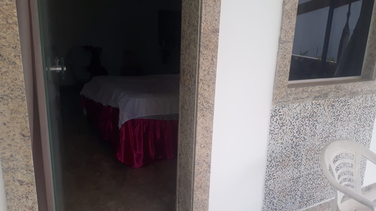 Imagem Casa com 4 Quartos à Venda, 600 m²em Centro - Lauro de Freitas