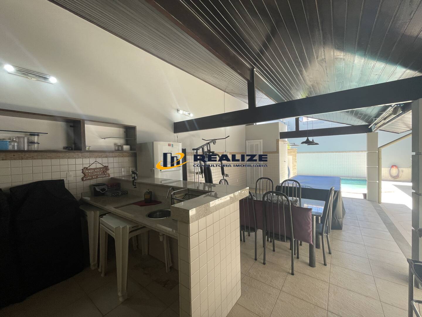 Imagem Casa com 4 Quartos à Venda, 360 m²em Parque Turf Club - Campos dos Goytacazes