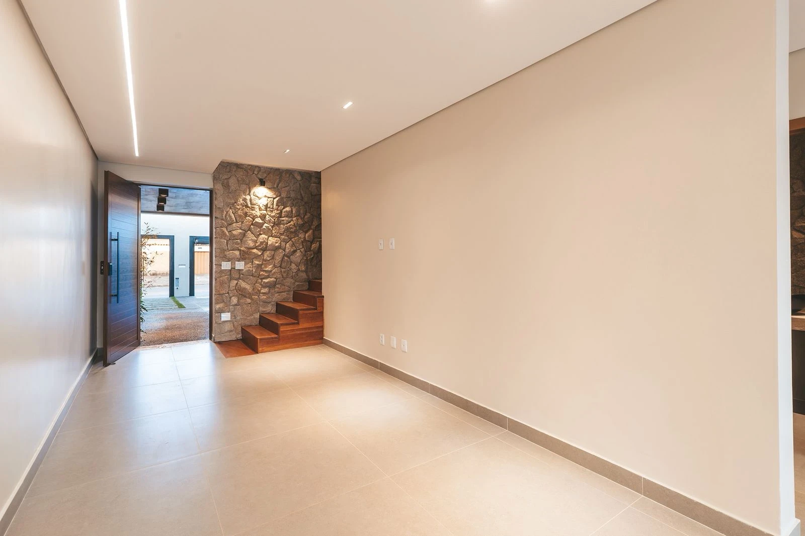 Imagem Sobrado com 3 Quartos à Venda, 217 m² em Jardim América - Goiânia