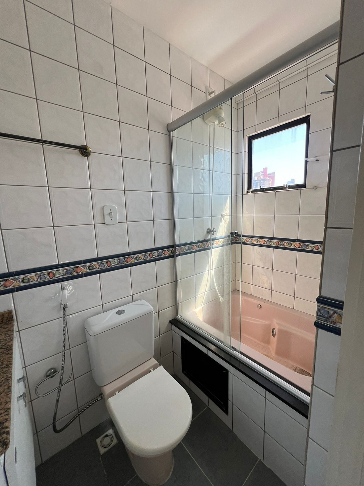 Imagem Apartamento com 3 Quartos à Venda, 150 m²em Umarizal - Belém