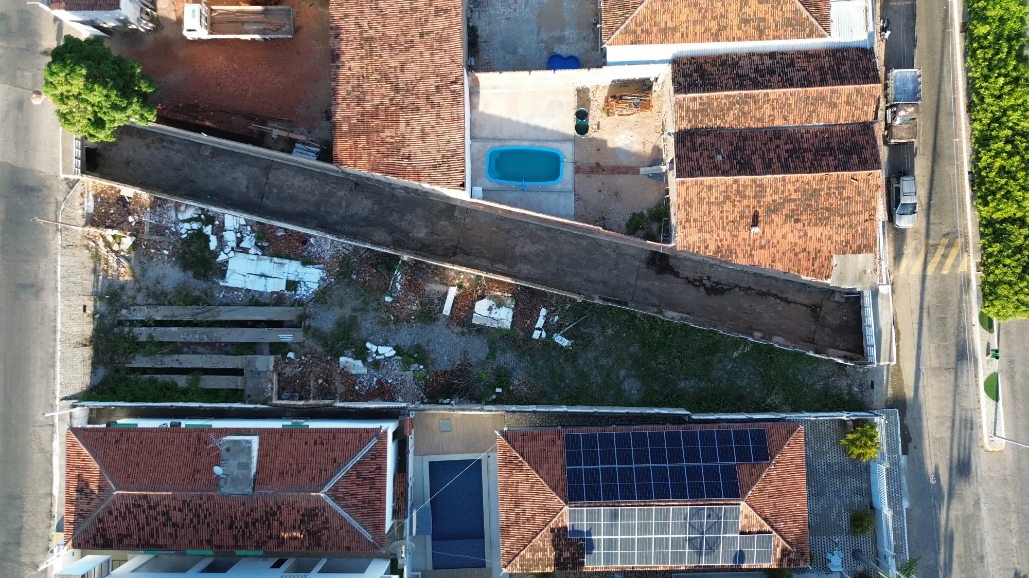 Foto do imóvel: Terreno à Venda, 600 metros em Santa Cruz - Santa Cruz