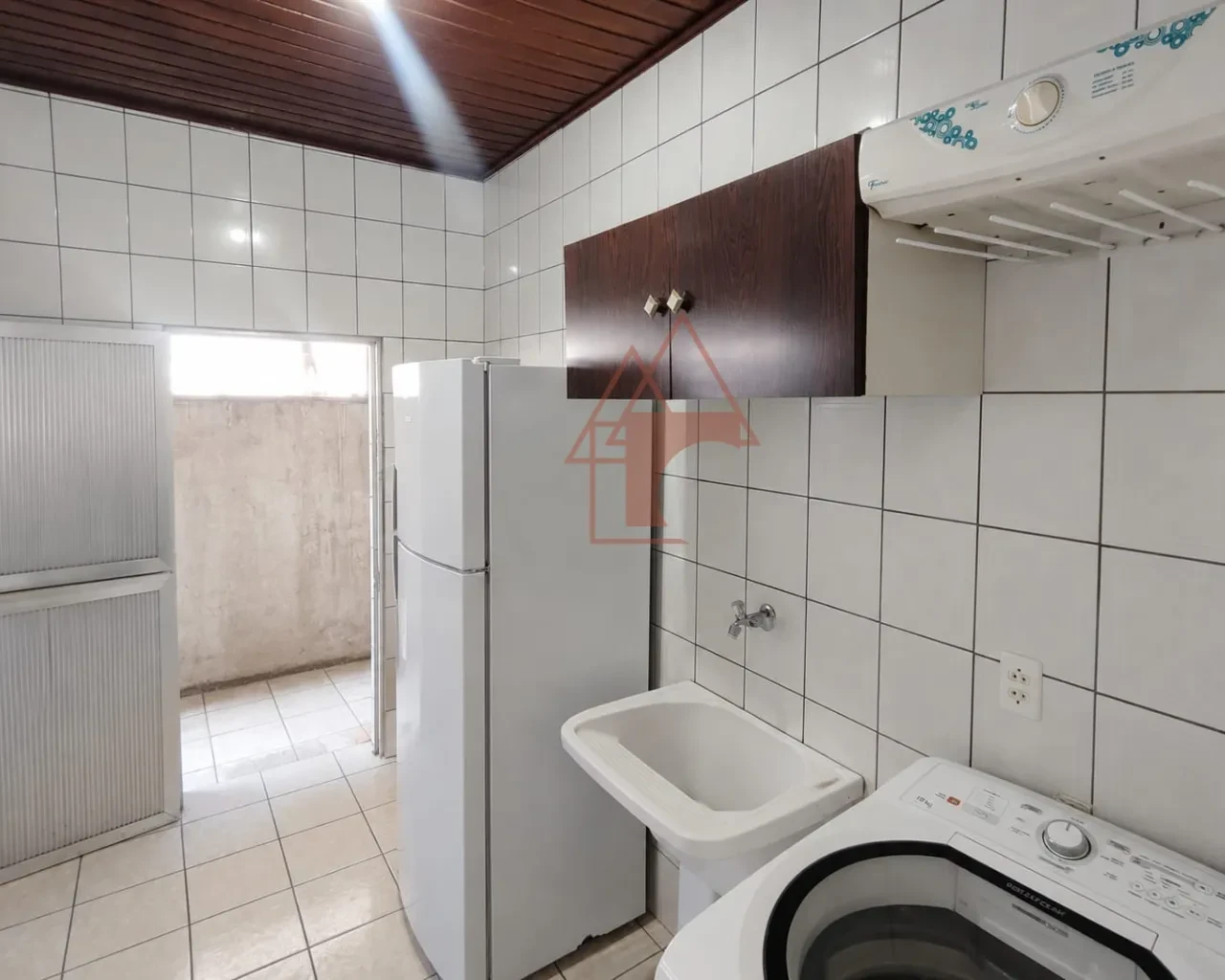 Imagem Casa com 1 Quarto à Venda, 64 m² em Vila Nova - Cubatão
