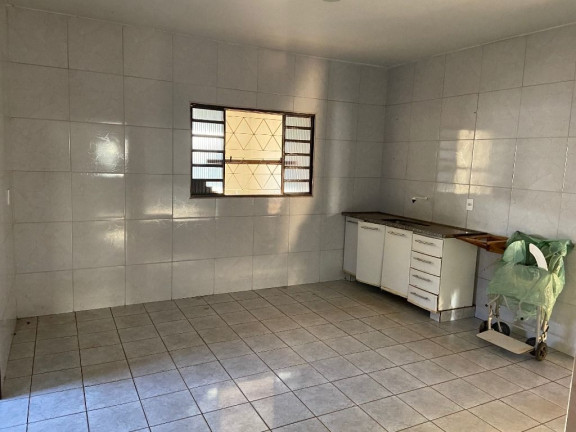 Imagem Casa com 3 Quartos à Venda, 242 m² em Setor Cândida de Morais - Goiânia