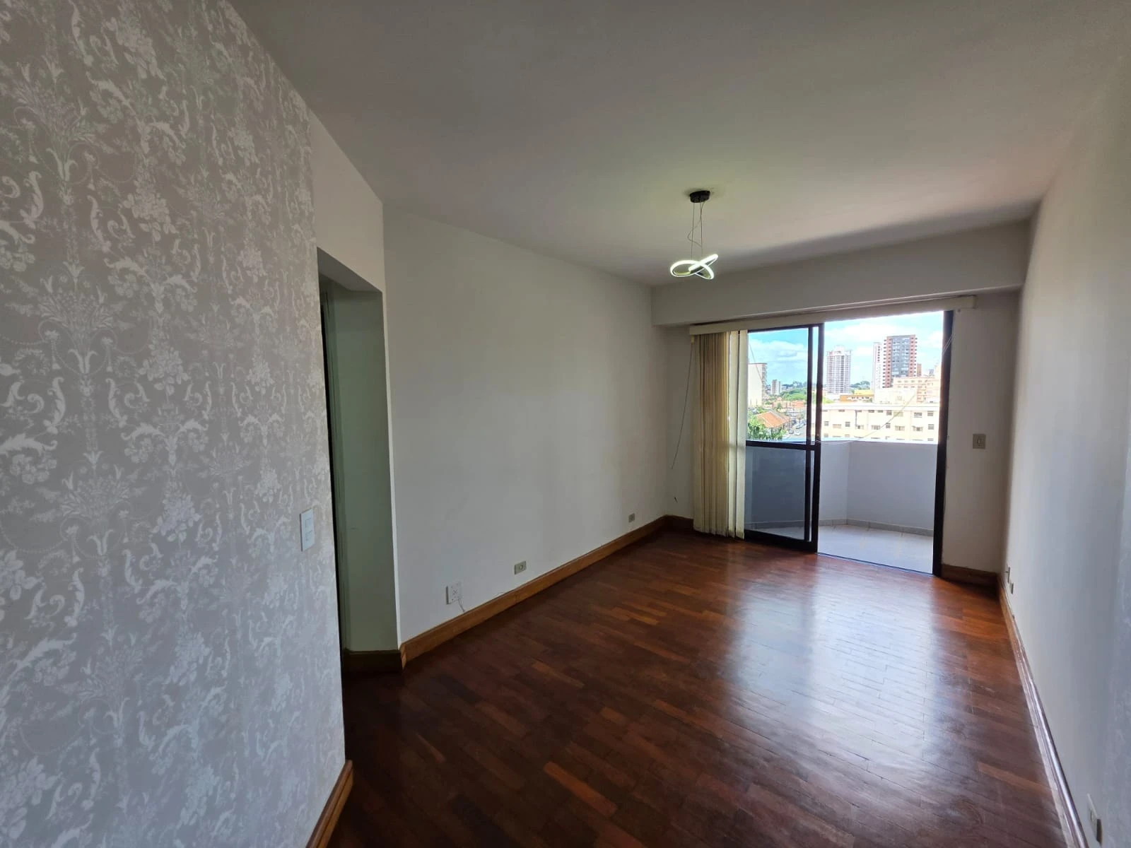 Imagem Apartamento com 2 Quartos à Venda, 65 m² em Centro - Marília