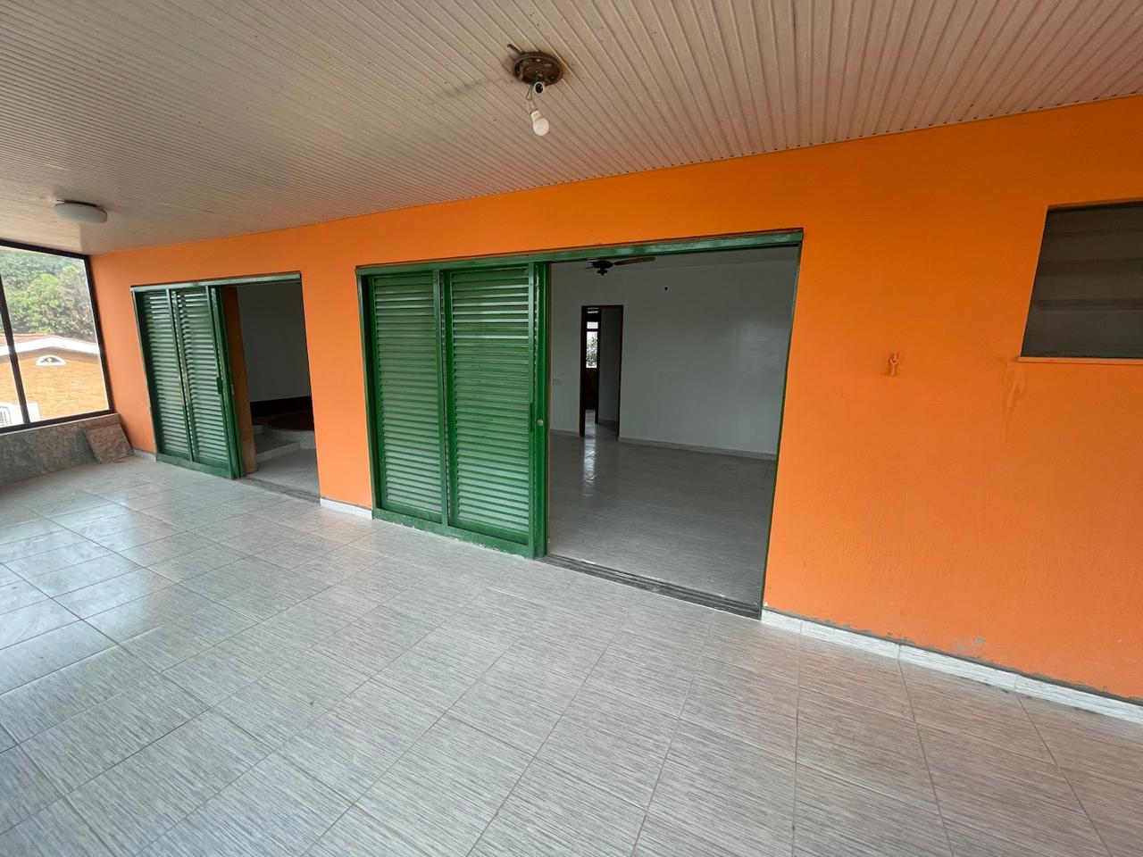 Imagem Casa com 3 Quartos à Venda, 200 m²em Jardim Riviera - São Paulo