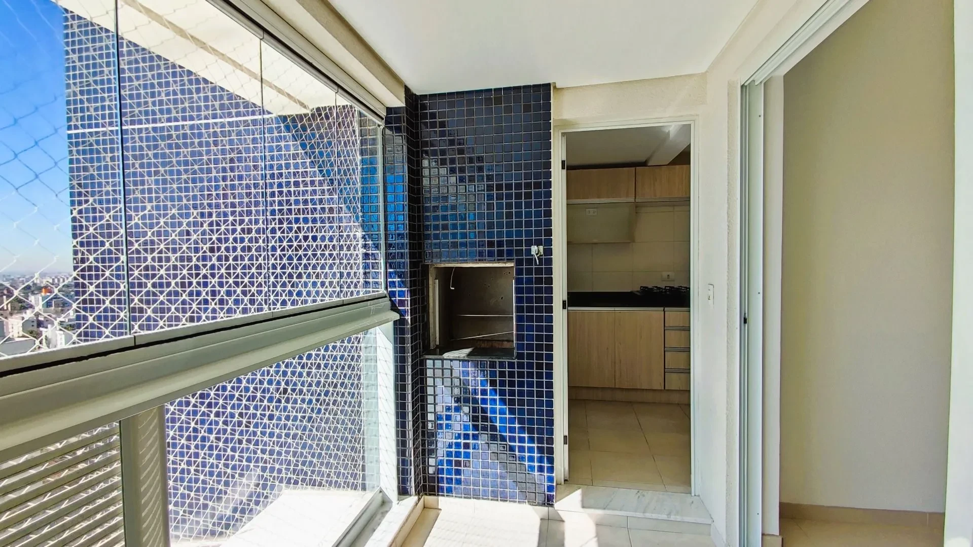 Imagem Apartamento com 2 Quartos à Venda, 77 m² em Água Verde - Curitiba