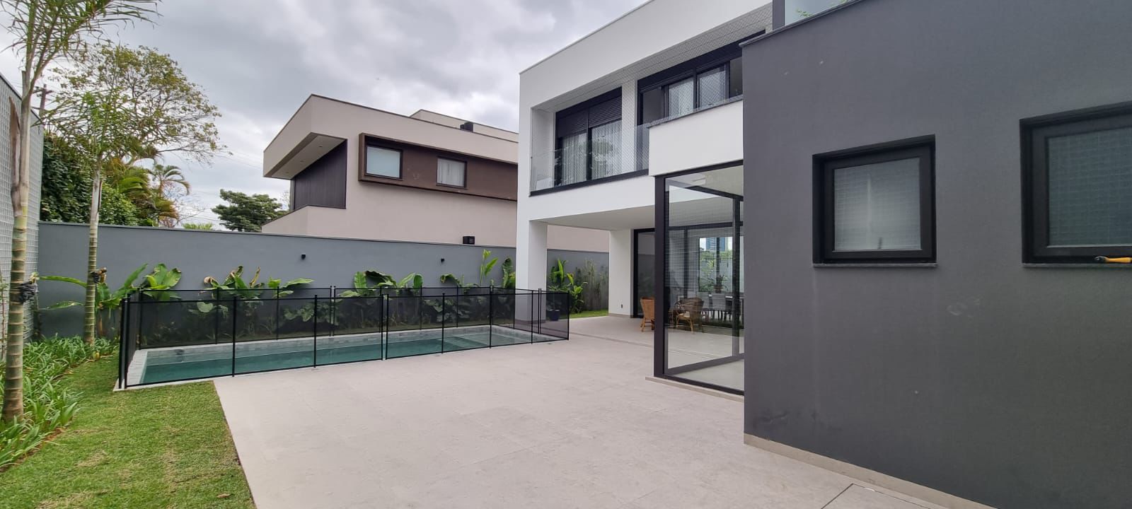 Imagem Casa de Condomínio com 4 Quartos à Venda, 588 m²em Alphaville Residencial Dois - Barueri
