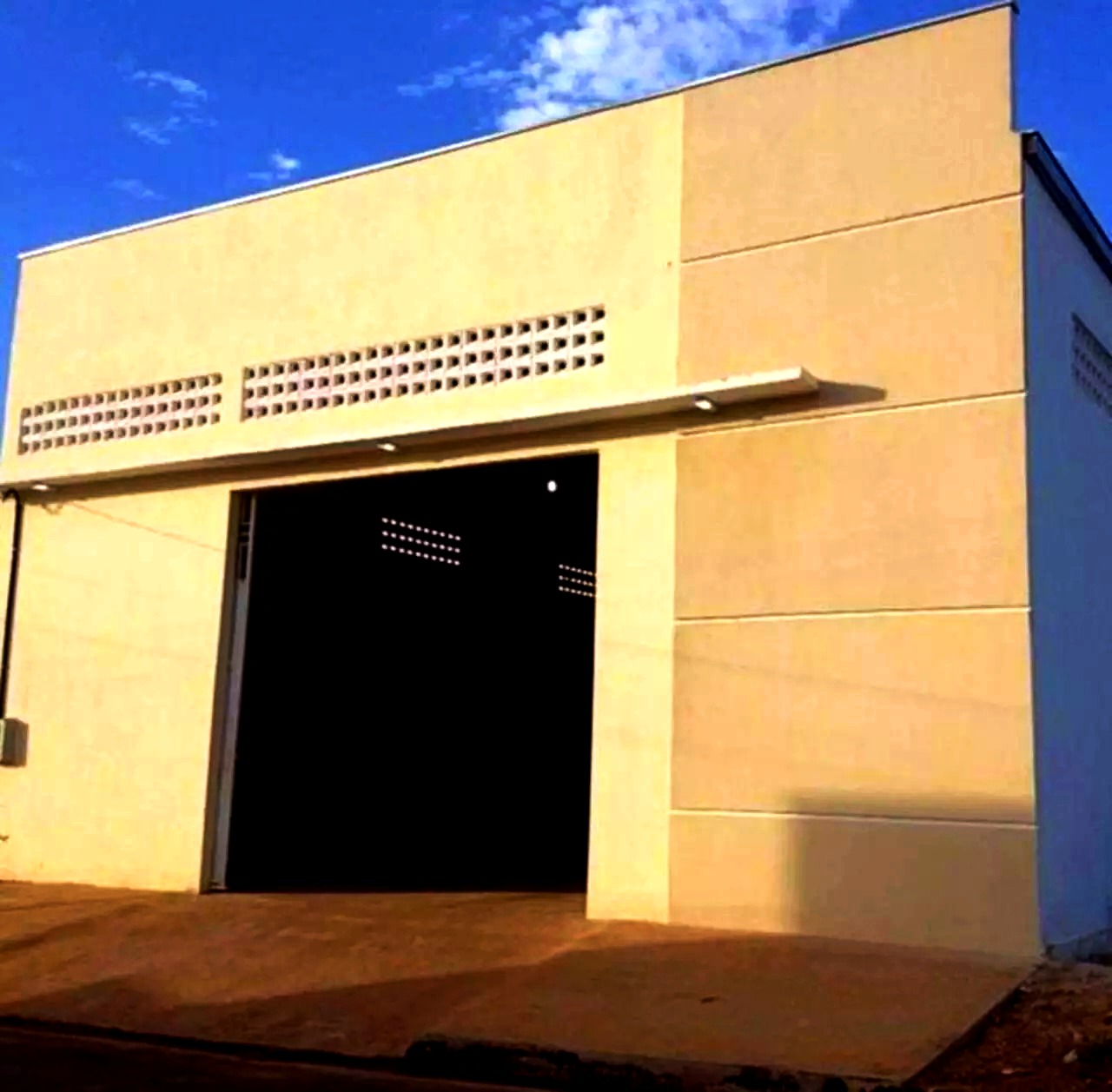 Galpão à Venda, 360 m²em Loteamento Paraíso - Parauapebas