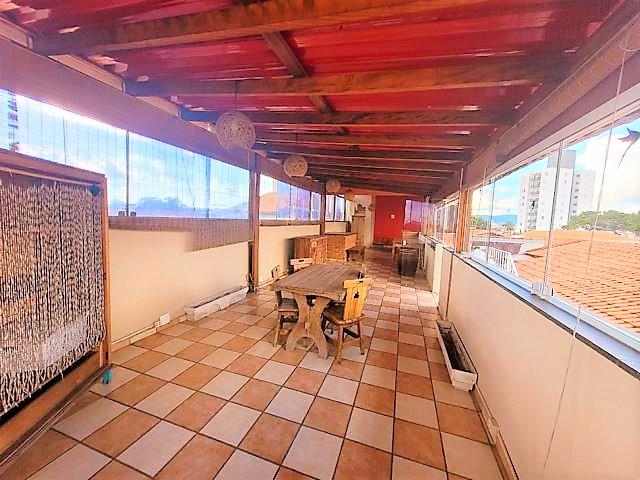 Imagem Sobrado com 3 Quartos à Venda, 200 m²em Conjunto Residencial Novo Pacaembu - São Paulo