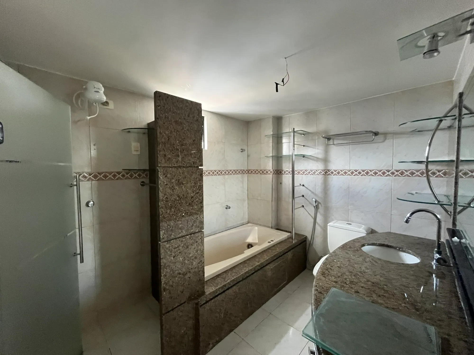 Imagem Apartamento com 3 Quartos à Venda, 195 m² em Tambaú - João Pessoa