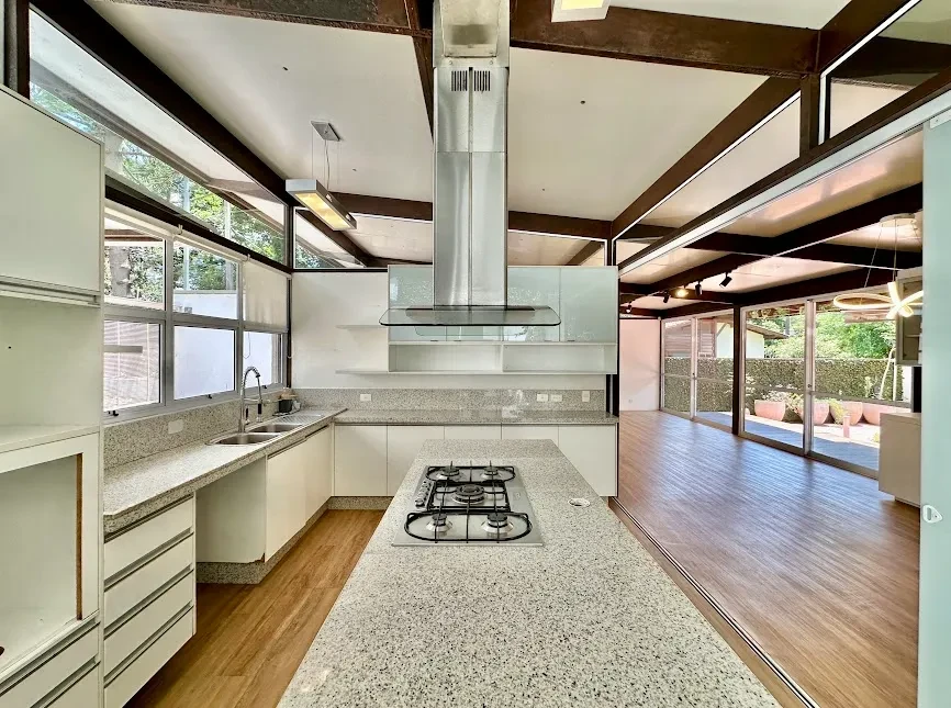 Foto do imóvel: Casa de Condomínio com 3 Quartos à Venda, 344 metros em Vila Santo Antônio - Cotia