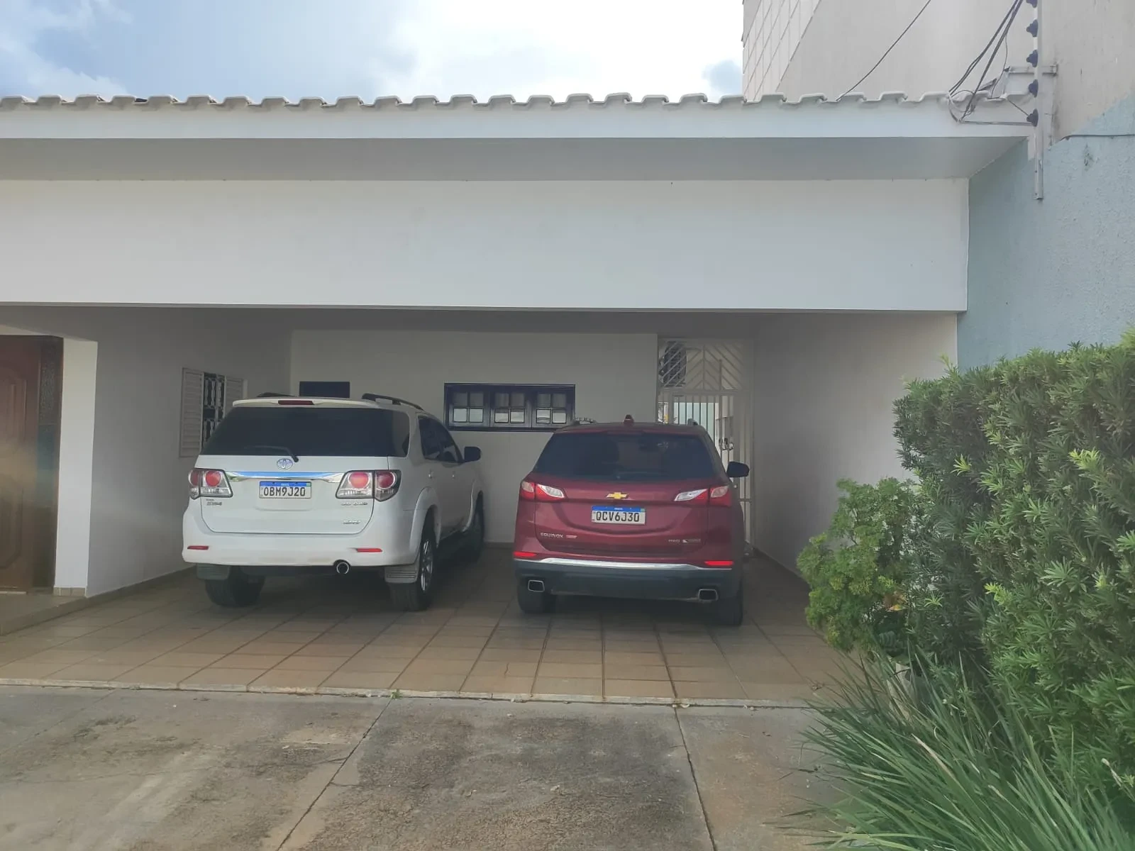 Imagem Casa com 4 Quartos à Venda, 250 m² em Jardim Itália - Cuiabá