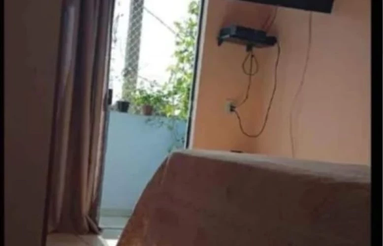 Imagem Sobrado com 2 Quartos à Venda, 74 m² em Sítio Cercado - Curitiba