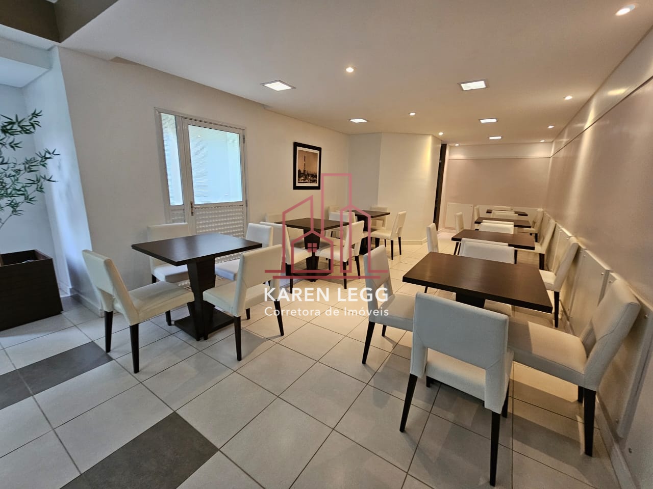 Imagem Apartamento com 3 Quartos à Venda, 65 m² em Campo Comprido - Curitiba