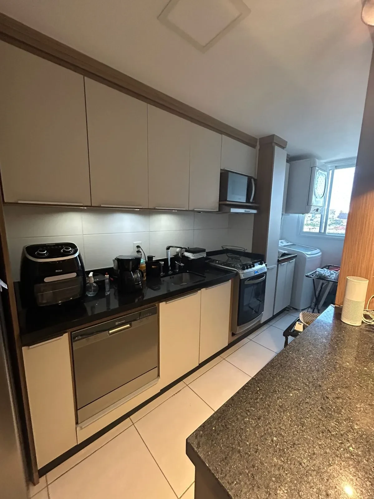 Apartamento com 3 Quartos à Venda, 68 metros em Torres - Torres