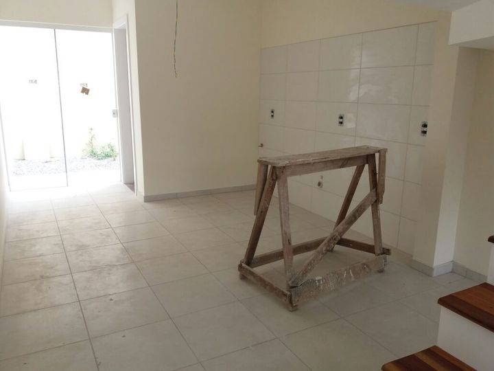 Imagem Sobrado com 2 Quartos à Venda, 68 m² em Lídia Duarte - Camboriú