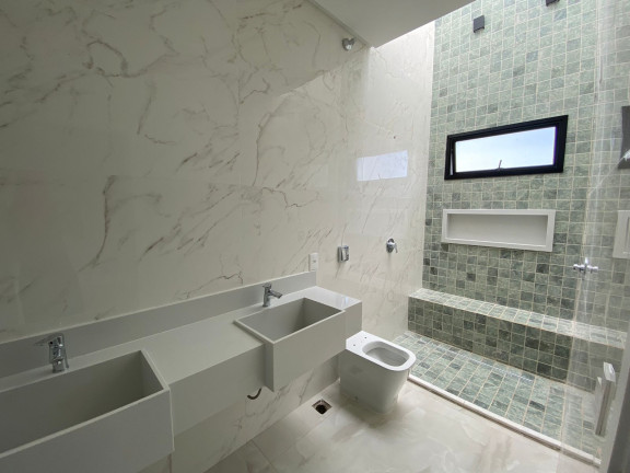 Imagem Casa de Condomínio com 4 Quartos à Venda, 302 m² em Residencial Goiânia Golfe Clube - Goiânia