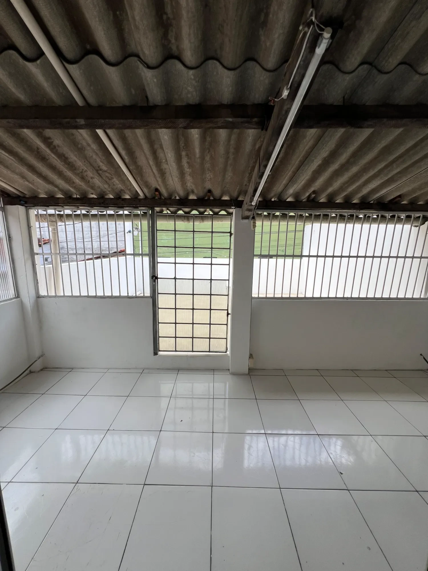 Imagem Casa com 4 Quartos à Venda, 230 m² em CIA II - Simões Filho