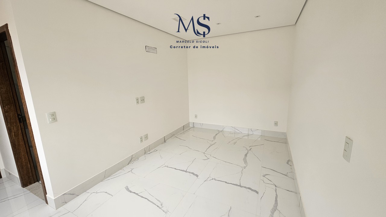 Imagem Sobrado com 4 Quartos à Venda, 270 m² em Guará II - Brasília
