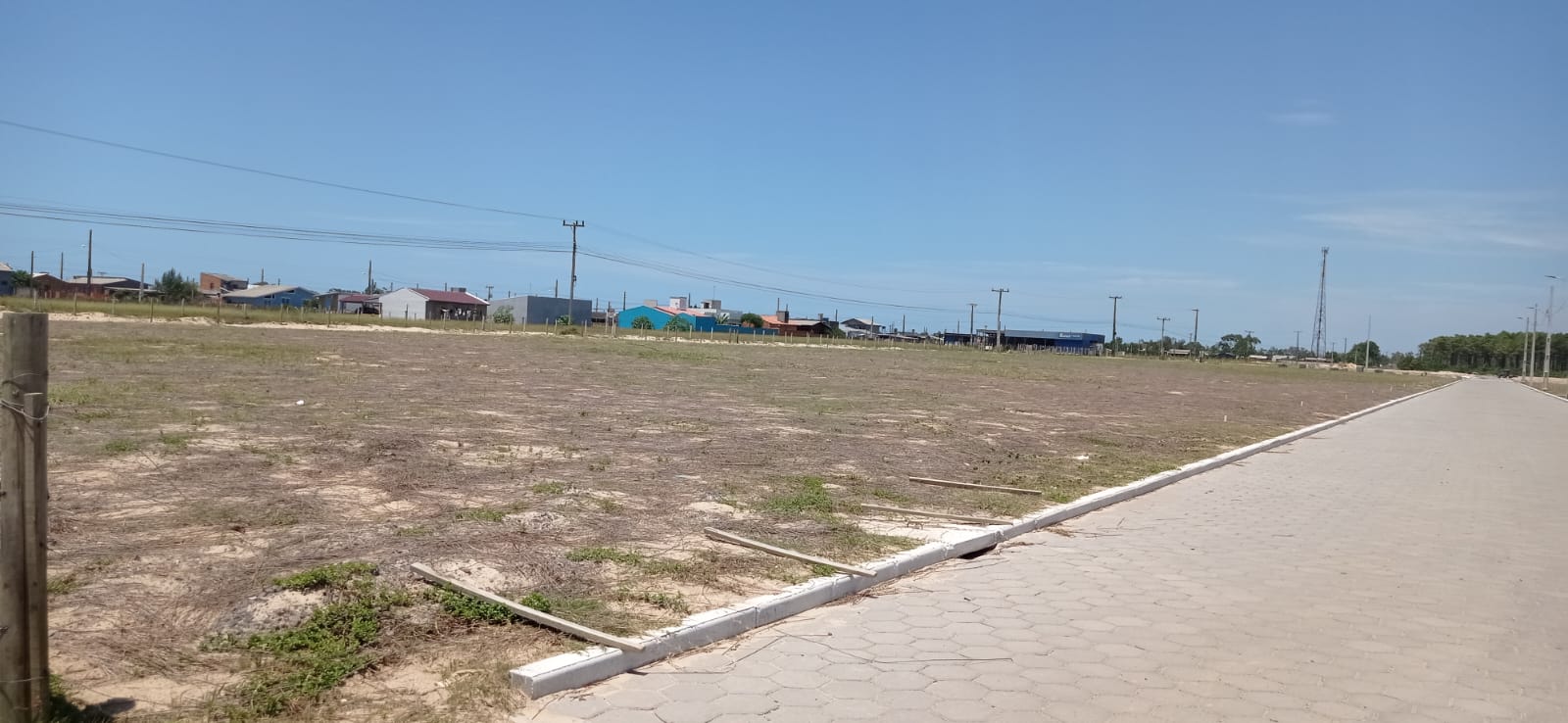 Foto do imóvel: Terreno à Venda, 300 m² em Jardim Ultramar - Balneário Gaivota