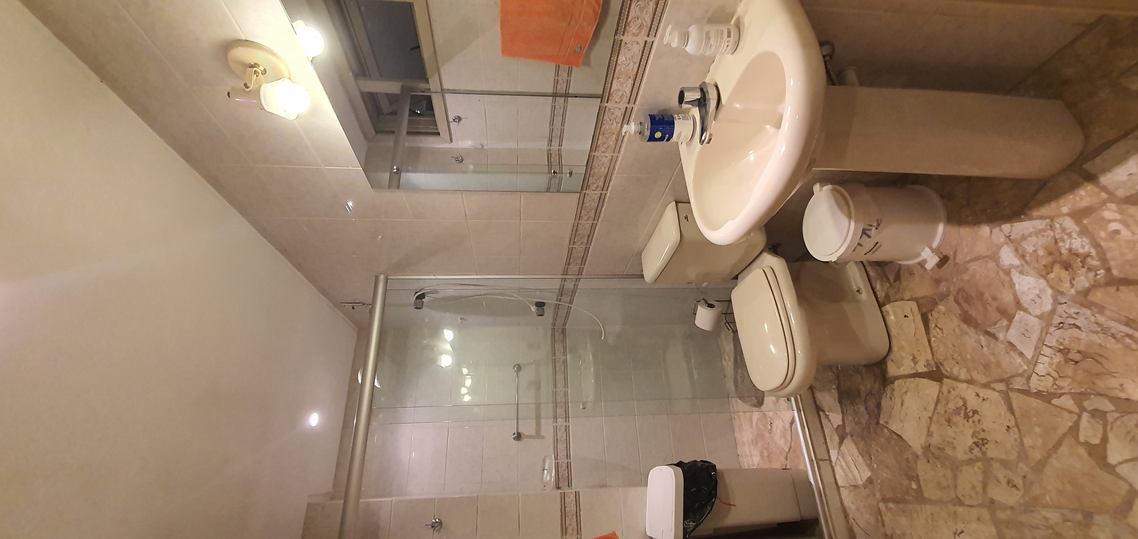 Imagem Casa de Condomínio com 3 Quartos à Venda, 340 m² em Menino Deus - Porto Alegre