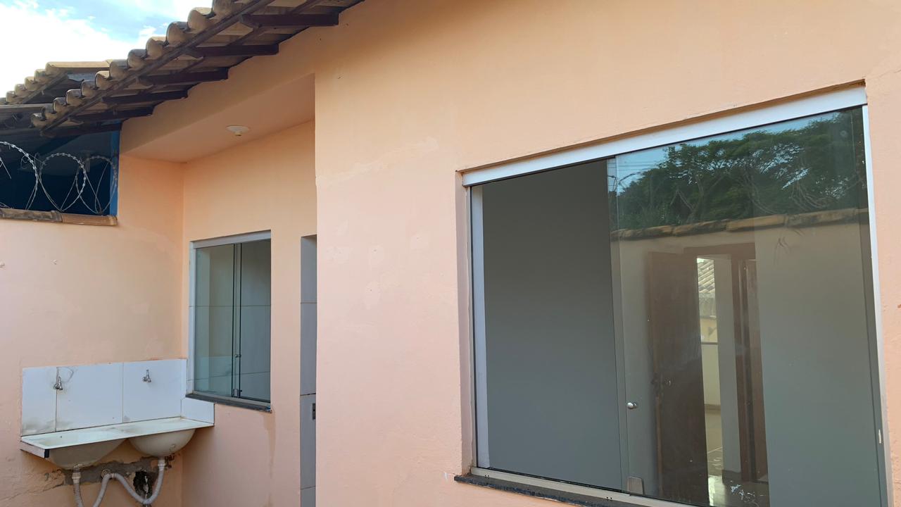 Imagem Casa com 2 Quartos à Venda ou Temporada, 65 m²em Planalto - Mateus Leme