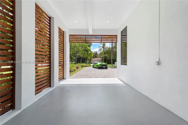 Foto do imóvel: Casa com 5 Quartos à Venda, 387 m²em Alphaville Residencial Um - Barueri