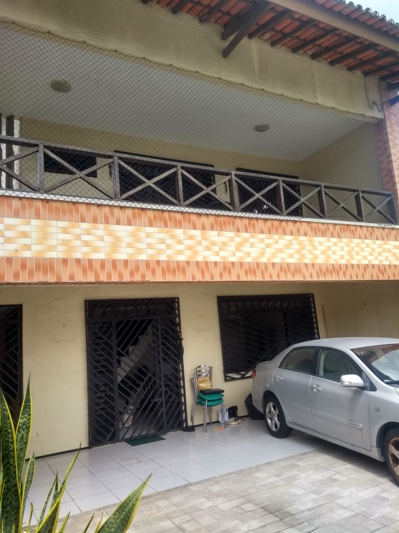 Imagem Casa com 4 Quartos à Venda, 250 m²em Cidade dos Funcionários - Fortaleza