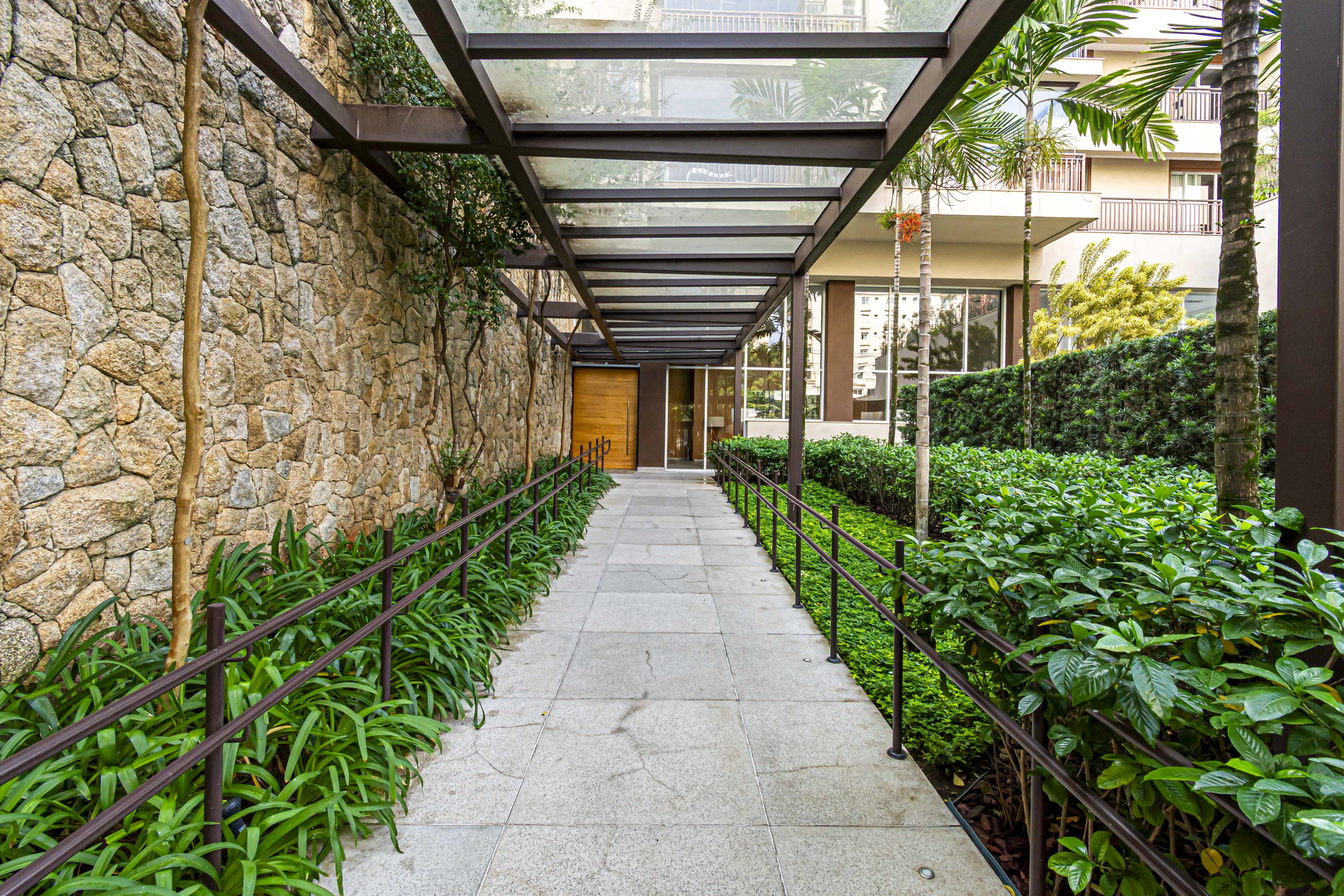 Imagem Apartamento com 3 Quartos à Venda, 199 m² em Jardim Paulistano - São Paulo