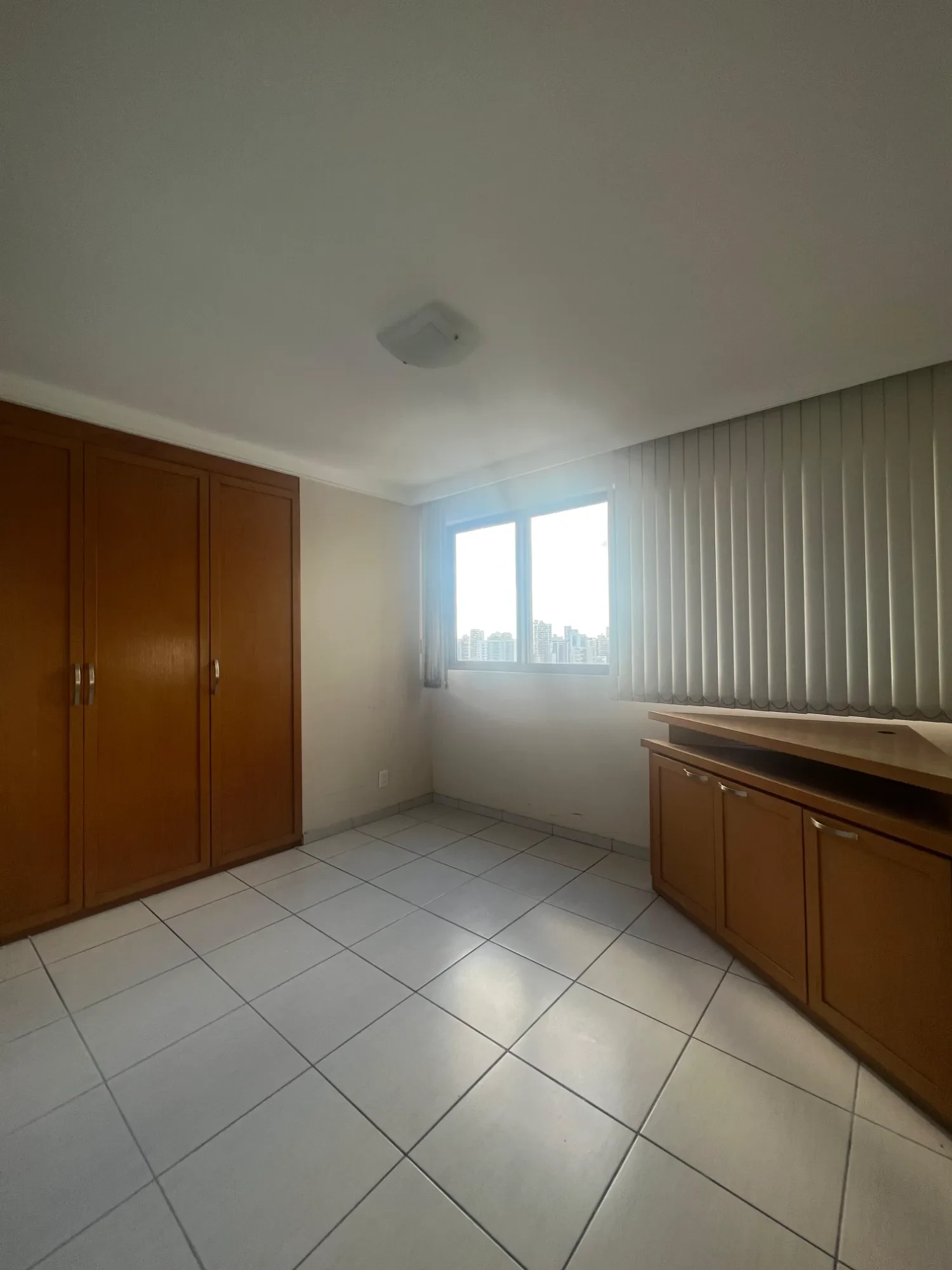 Imagem Apartamento com 4 Quartos à Venda, 208 m² em Jaqueira - Recife