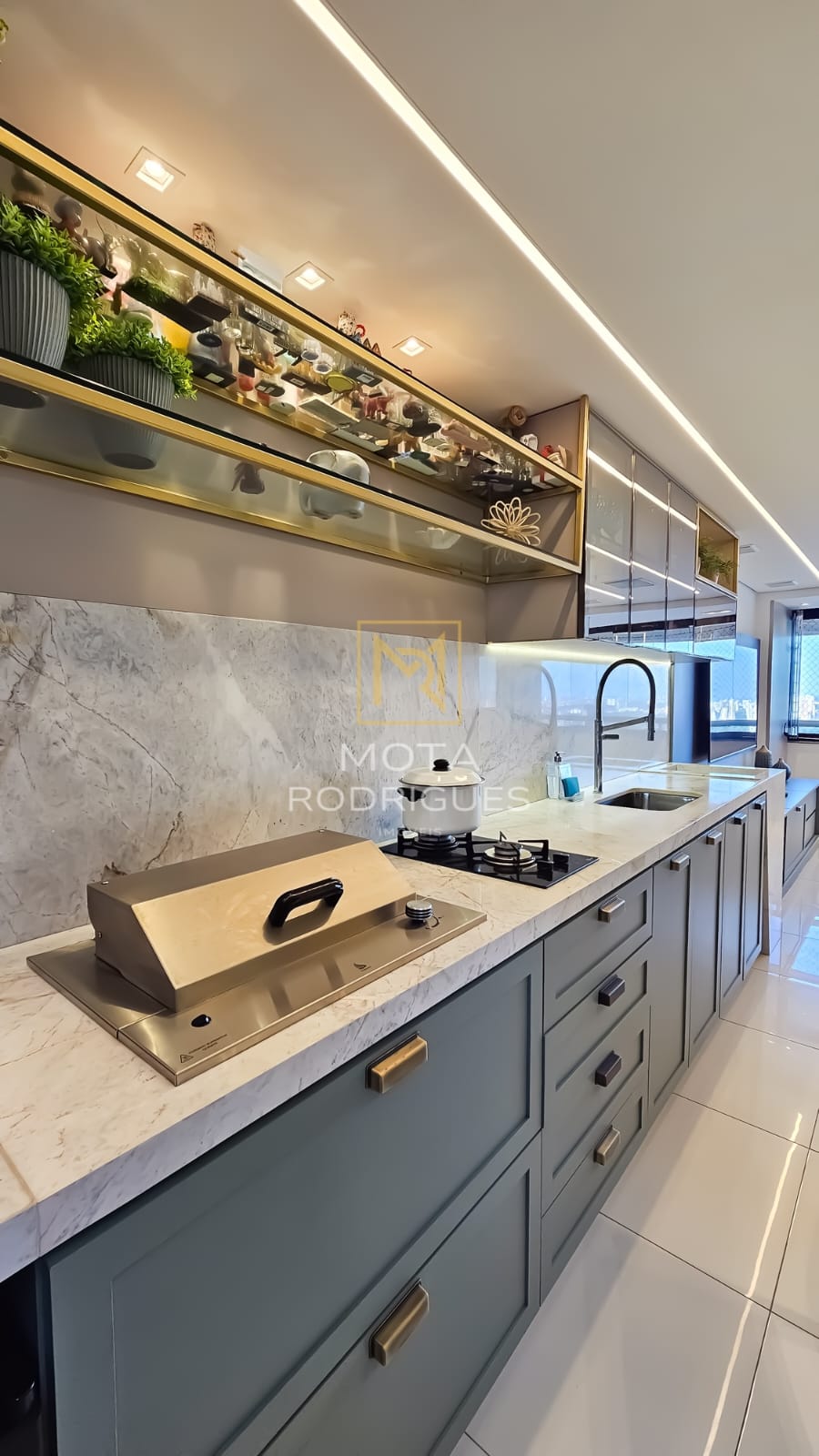 Foto do imóvel: Apartamento com 3 Quartos à Venda, 220 m² em Dionisio Torres - Fortaleza