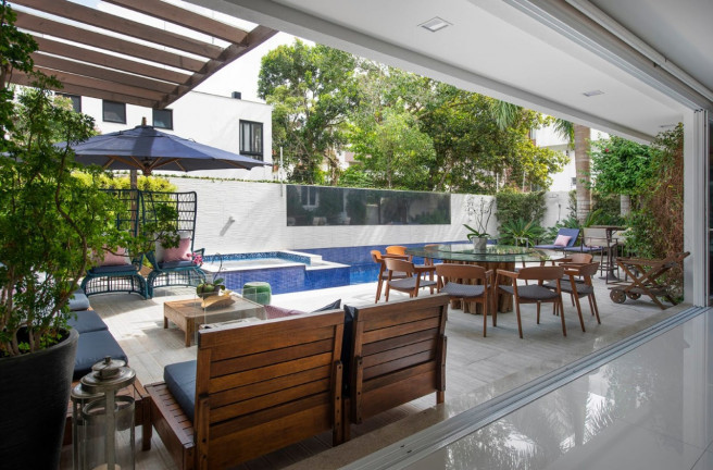 Imagem Casa de Condomínio com 4 Quartos à Venda, 485 m² em Jurerê - Florianópolis
