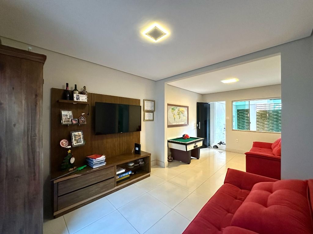 Imagem Casa com 3 Quartos à Venda, 122 m² em Planalto - Belo Horizonte