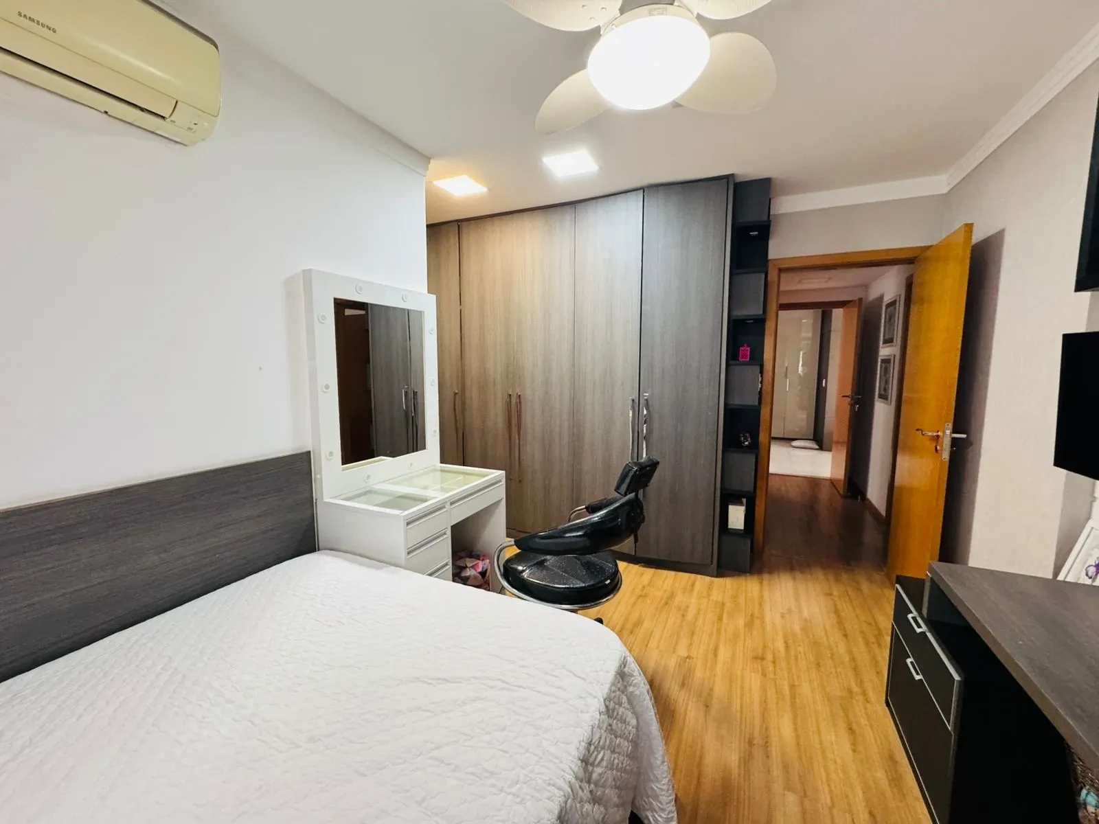 Imagem Apartamento com 3 Quartos para Alugar, 189 metros em Quilombo - Cuiabá