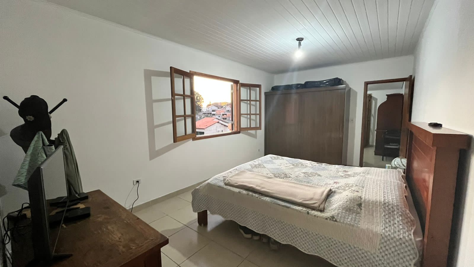 Imagem Casa com 4 Quartos à Venda, 182 m²em São Luiz (Polvilho) - Cajamar